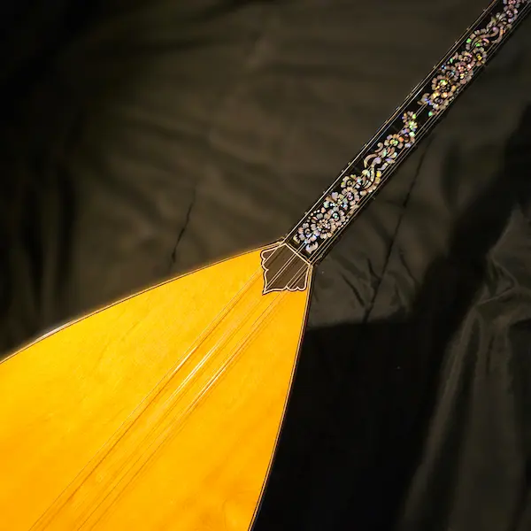 Baglama Saz